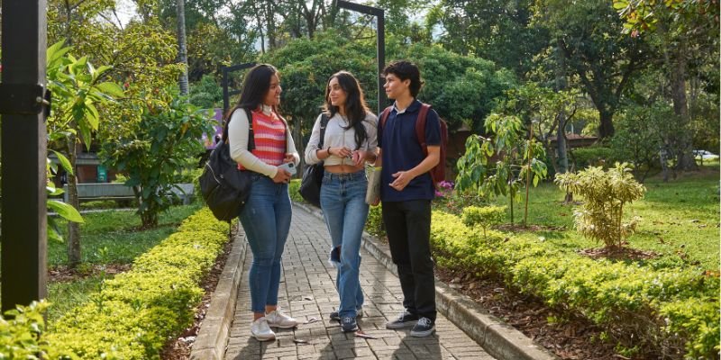 Estudiantes en la Universidad de Medellín